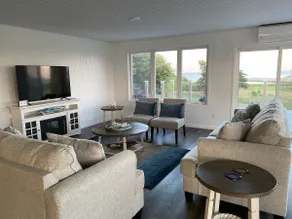 Breakwater Beach House - Image 5