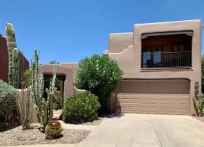 Hidden gem in the desert, private pool and hot tub - Image 3