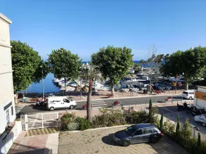 T2 SEA FRONT FREE AND CLOSED PARKING. BEACH - Image 2