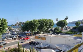 T2 SEA FRONT FREE AND CLOSED PARKING. BEACH - Image 3