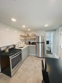 Saugerties Village Space with Great Backyard - Image 5