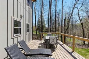 Modern Retreat with Mountain Views! - Image 5