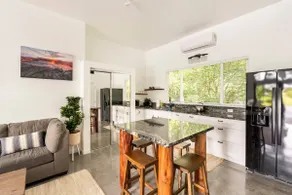 BRAND NEW - LAVA SUITE - LARGE STUDIO APARTMENT - Image 5
