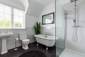 Railway Cottage, Port Sunlight - Stanley-Stays - Image 3