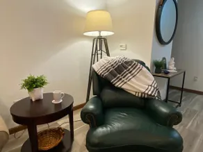 Franke Park Hideaway: Peaceful 2br near everything - Image 2