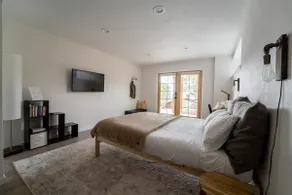 Cozy private in-law suite, close to SFO, fast WiFi - Image 5