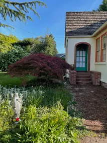 ShiShi's Cottage, an oasis of peace and beauty - Image 2