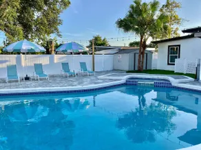 Year around Heated Pool 7 min from MCO Airport! - Image 2