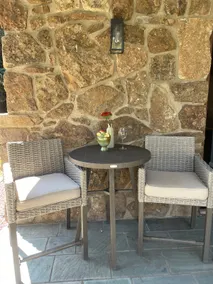 Relaxing & comfortable; in friendly neighborhood! - Image 2