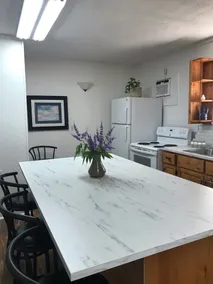 Cypress Cottage: fresh, clean, country getaway - Image 4