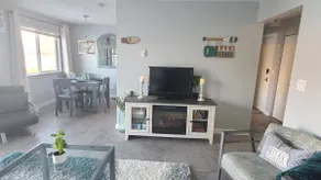 Lovely 1 Bdrm Condo with Lake Views & Boat Parking - Image 3