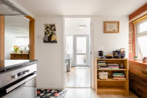 Spacious basement flat in beautiful Calderdale - Image 3
