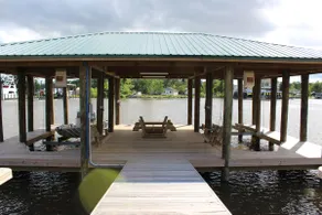 3-bedroom fishing camp with dock and boat slip - Image 2