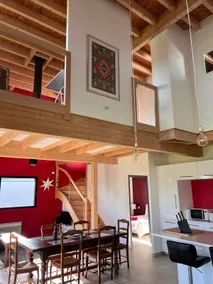 Modern architect-designed house - Image 4