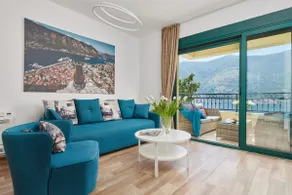 Iva's Sea View Balcony - Image 5