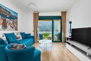 Iva's Sea View Balcony - Image 3
