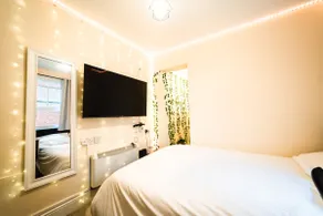 Charming Studio in the Heart of Vibrant Brighton - Image 5