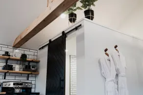Private Farmhouse Studio - Image 4