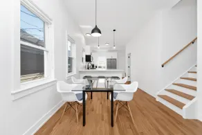 Modern, Fully Renovated Logan Square Coach House - Image 5