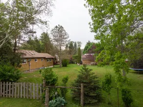 Port Franks 2 Bedroom Cottage With Double Wide Lot - Image 2