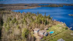 Doe Lakehouse | Pool + Hot Tub Lakeside Escape - Image 2