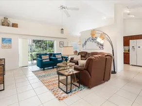 Gated Family Friendly Home - Pool Access /Pickle Ball - Near Downtown Naples - Image 2