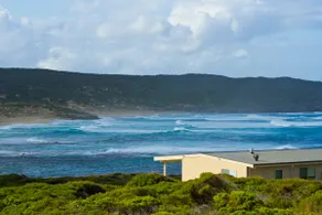 Hanson Bay Cabins - Image 2