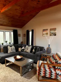 Charming and Spacious Home in the Heart of MV - Image 4