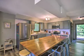 Cozy, Family Friendly Lake Cabin on Thunder Lake with Sunset Views - Image 4