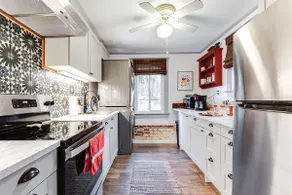 Walkable, 1BR/1BA, w/d, Kitchen, Updated, Coffee - Image 2