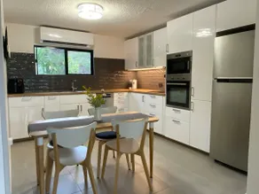 Pine Lodge-Stylish unit convenient location - Image 4