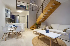 Seagull Luxury Maisonette - Image 3