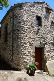Small village house in Parlatges - Image 2