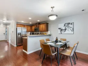 Cozy Home 3BR - Prime Location! - Image 3
