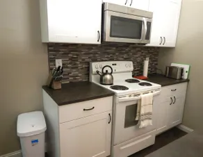 1 Bed, idyllic, stadiums, free parking, & Pets OK - Image 4