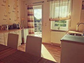 Beautiful, bright, quiet apartment and wellness sauna - Image 4