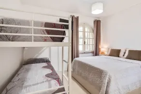GuestHost - Sanremo Flat with Private Parking and NETFLIX - Image 3
