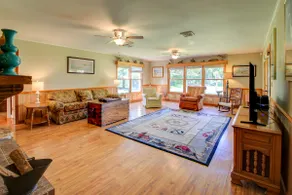 Hobe's Place- Pet-Friendly, Private, & Waterfront! - Image 2