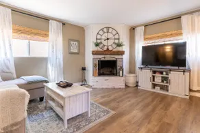 *NEW* Sugar Bear Retreat w/ SPA & EV CHARGING - Image 3