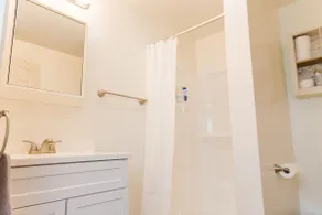 Guests rave; super clean, private entrance - Image 3