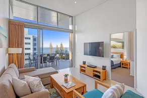 2 Bedroom Top Floor Ocean View Apartment - Image 4