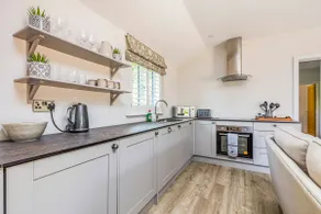 Delightful 2Bed Lodge in Downland Village - Pass the Keys - Image 3