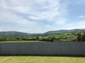 Beautiful cottage with magnificent views - Image 4