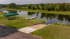 2 Docks 2 Shores- Ramp, Water Toys, Game Room! - Image 5
