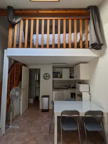 Villa avec jardin et terrasses - Image 4