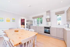 Rose Villa - A Beautiful 5 Bedroom Country Retreat - Image 3