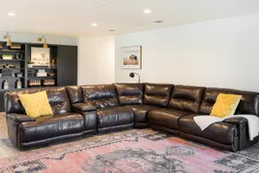 Beautiful Country Guesthouse with Outdoor Area! - Image 4