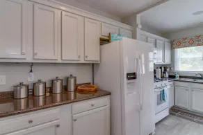 Willoughby 4BR Coastal Home • Steps to Shore - Image 2