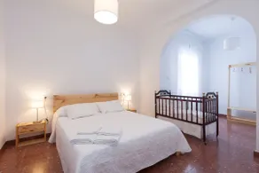 Beautiful and bright apartment on Calle Corredera - Image 2