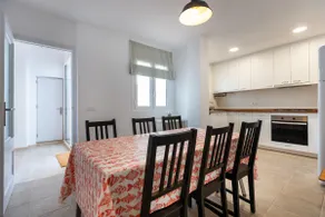 Two-story house in Vilanova - Image 3